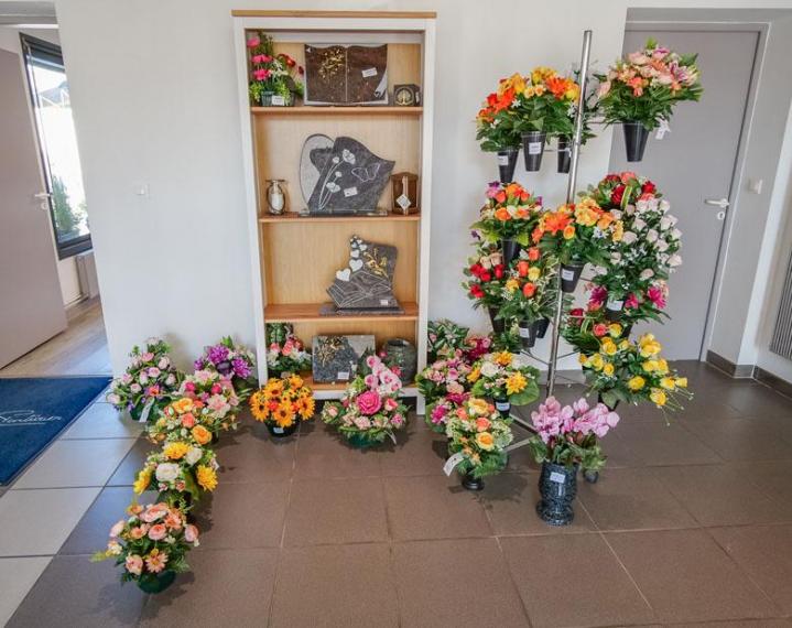 Vendeur d’articles funéraires Angerville